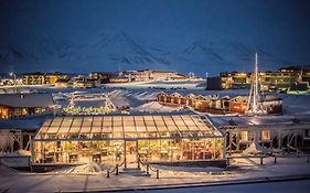 Mary-Ann'S Polarrigg Hotel Longyearbyen Exterior photo