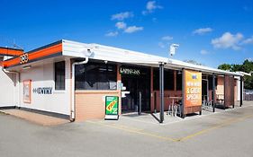 Upper Ross Hotel Townsville Exterior photo