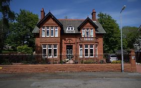 Muirholm Bed And Breakfast Paisley Exterior photo