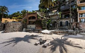 Quinta Maria Cortez Bed & Breakfast Puerto Vallarta Exterior photo