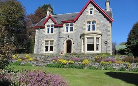 Rossmor Bed & Breakfast Hotel Grantown-on-Spey Exterior photo