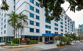 Doubletree By Hilton Panama City Hotel Exterior photo