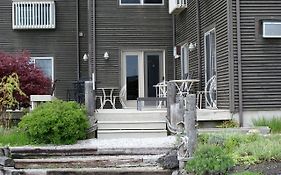 Inn On The Harbour And Telegraph House Port Stanley Exterior photo