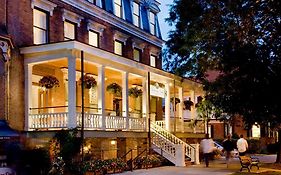 Saratoga Arms Hotel Saratoga Springs Exterior photo