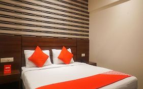 Oyo Flagship 15614 Hotel Olive Pune Exterior photo