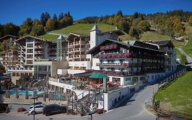 Stammhaus Im Hotel Alpine Palace Saalbach-Hinterglemm Exterior photo