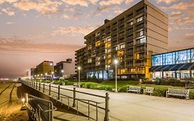 Coastal Hotel & Suites Virginia Beach - Oceanfront Exterior photo