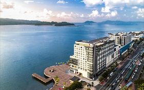 Kota Kinabalu Marriott Hotel Exterior photo