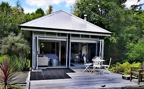 The Waterlily Gardens Villa Waihi Exterior photo