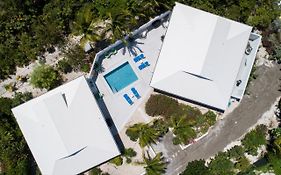 3 Bedroom Villas Of Elephant Walk Grace Bay Exterior photo