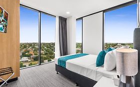 Essence Suites Taringa Brisbane Exterior photo