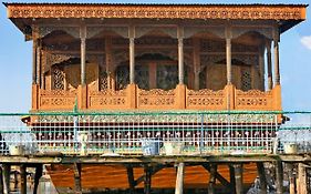 De Laila House Boat By Sterling Hotel Srinagar  Exterior photo