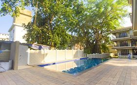 Woodside Retreat- Serviced Apartments Baga Exterior photo