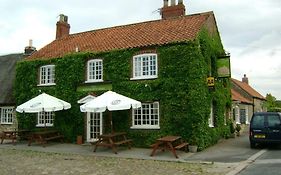 Wentworth Arms Hotel Malton Exterior photo