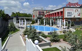 Road Star Hotel Dnipro Exterior photo