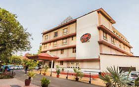 Chances Resort And Casino An Indy Resort Panaji Exterior photo