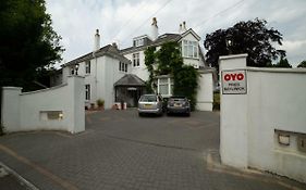 Fines Bayliwick Hotel Bracknell Exterior photo