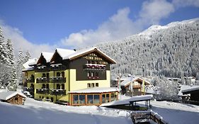 Hotel Cime D'Oro Madonna di Campiglio Exterior photo