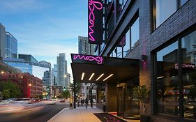 Moxy Chicago Downtown Hotel Exterior photo