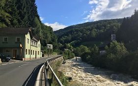 Large Family Holiday Home Siren Stays Leoben  Exterior photo