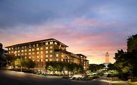 At&T Hotel & Conference Center Austin Exterior photo