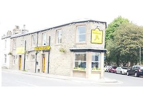 The Railway Bed & Breakfast Skipton Exterior photo