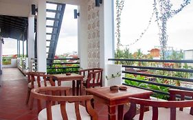 Picollino Boutique Bed & Breakfast Siem Reap Exterior photo