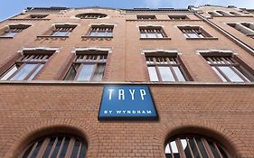 Tryp By Wyndham Kassel City Centre Hotel Exterior photo