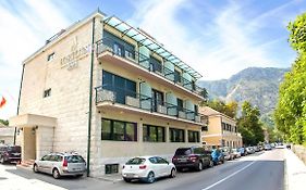 Hotel Porto In Kotor Exterior photo