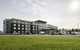 Pomeroy Inn & Suites Prince George Exterior photo