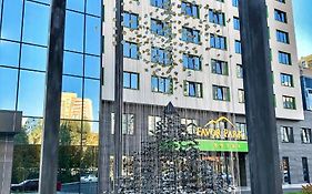 Favor Park Hotel Kyiv Exterior photo