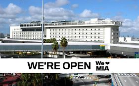 Miami International Airport Hotel Exterior photo