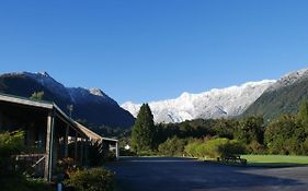 Rainforest Motel Fox Glacier Exterior photo