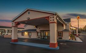 Super 8 By Wyndham Florence Hotel Exterior photo