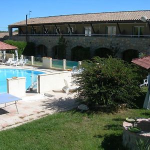 Hotel De La Madeleine A Tornac Anduze Exterior photo