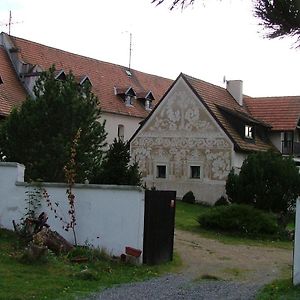 Tvrz Holesice-Orlicka Prehrada, Penzion Hotel Kovarov Exterior photo