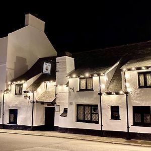 Jolly Sailor Inn Looe Exterior photo