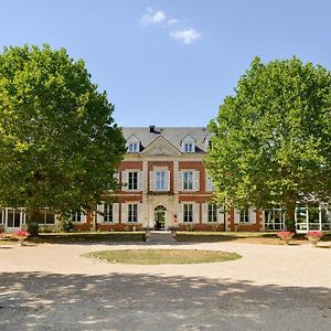 Logis Domaine De Valaudran Hotel Salbris Exterior photo