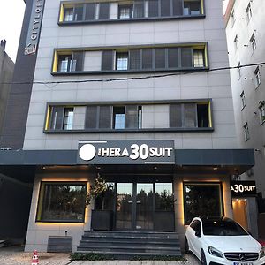 The Hera 30 Suit Hotel Istanbul Exterior photo