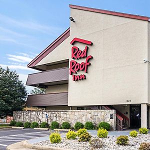 Red Roof Inn Hampton Coliseum And Convention Center Exterior photo