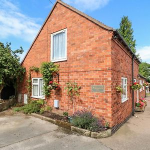 Summerfields Villa Uttoxeter Exterior photo