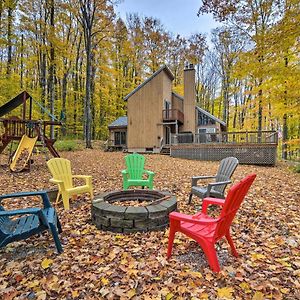 Family Escape - Near Little Traverse Wheelway Villa Harbor Springs Exterior photo