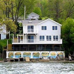 Chateau Du Lac Bed & Breakfast Richfield Springs Exterior photo