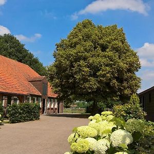 Boeren Burgers Buitenlui Bed & Breakfast Molenschot Exterior photo