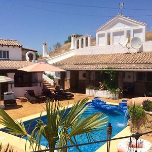 Cueva Romana, Adults Only Cave House Bed & Breakfast Cuevas del Campo Exterior photo