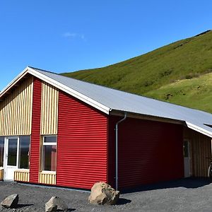 The Potato Storage Motel Svinafell Exterior photo