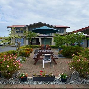 Aachen Place Motel Greymouth Exterior photo