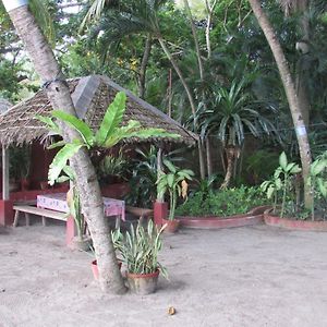 Felipa Beach And Guesthouse - Gumamela Dumaguete City Exterior photo