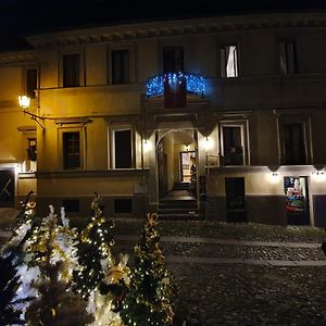 Dimora Del Podesta Bed & Breakfast Castell'Arquato Exterior photo