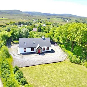 Red Deer Cottage Near Connemara National Park In Letterfrack Exterior photo